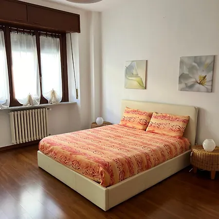 Al Teatro - Cir 0343 *